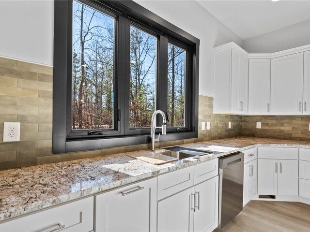 Photo of 940 Coachmans Trail