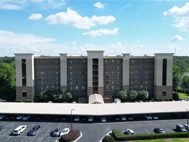 Photo of 207 Watermarke Lane