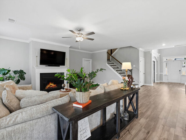 Photo of 121 Winter Valley Lane