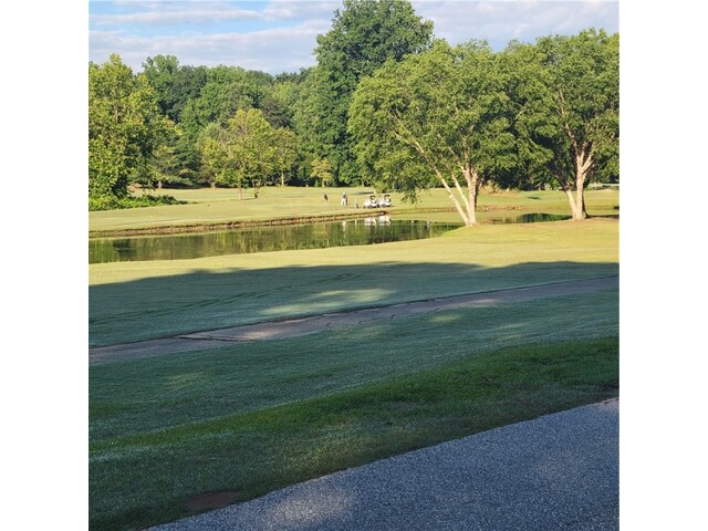 Photo of 130 Fairway Woods
