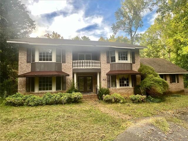 Photo of 303 Haverhill Circle