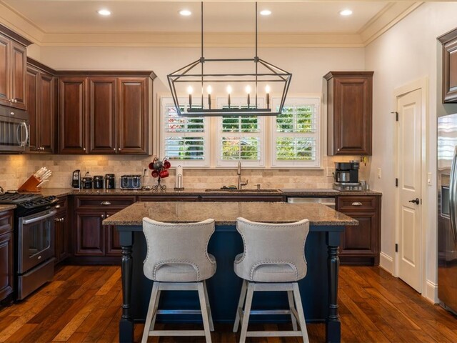 Photo of 124 Keller Boulevard