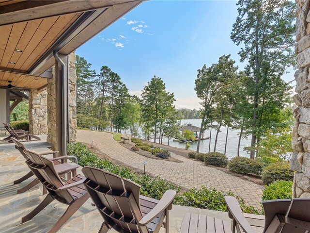 Photo of 413 Peninsula Ridge Photo of 413 Peninsula Ridge