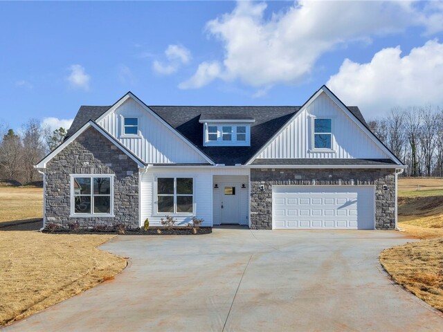 Photo of 2009 Aberdeen Lane