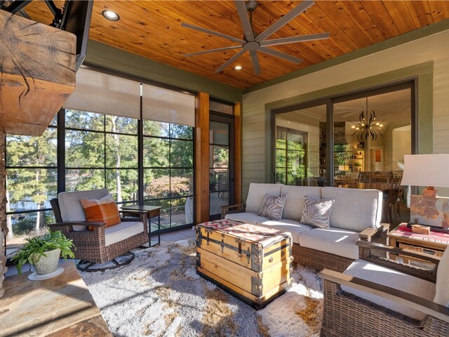 Photo of 144 E Waterford Drive Photo of 144 E Waterford Drive