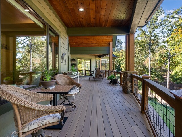 Photo of 144 E Waterford Drive Photo of 144 E Waterford Drive