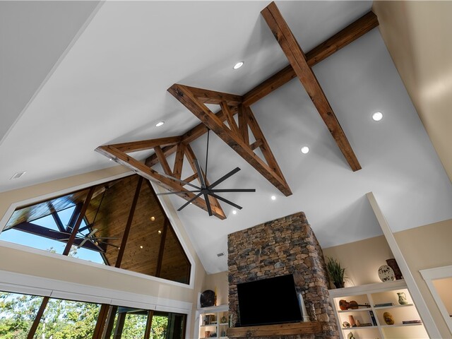 Photo of 144 E Waterford Drive Photo of 144 E Waterford Drive