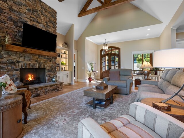 Photo of 144 E Waterford Drive Photo of 144 E Waterford Drive