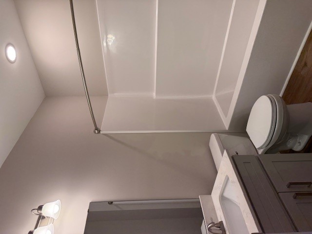 Photo of 102 Riggins Lane