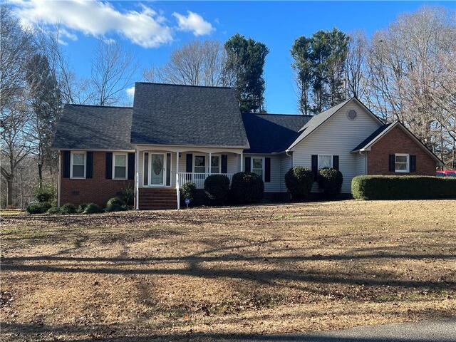 Photo of 101 Whispering Pines Drive