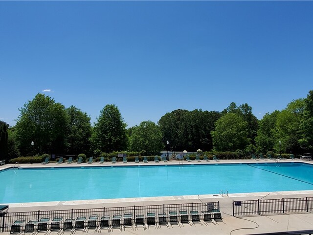 Photo of 314 E Richfield Drive