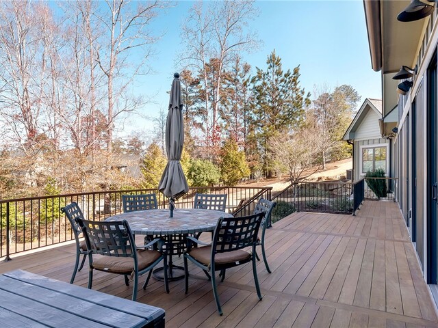 Photo of 307 Shore Vista Trail