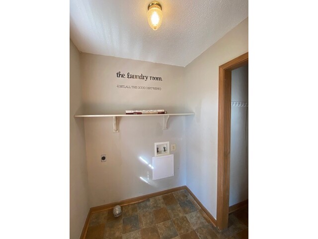 Photo of 600 Tall Oak Trail