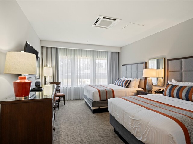 Photo of 13500 Clemson Boulevard