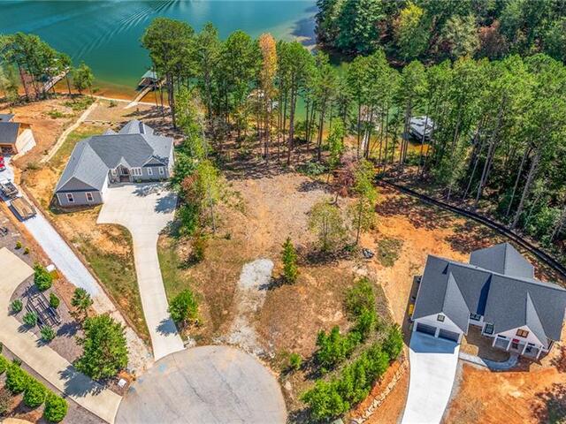 Photo of 182 Palmetto Pointe Drive