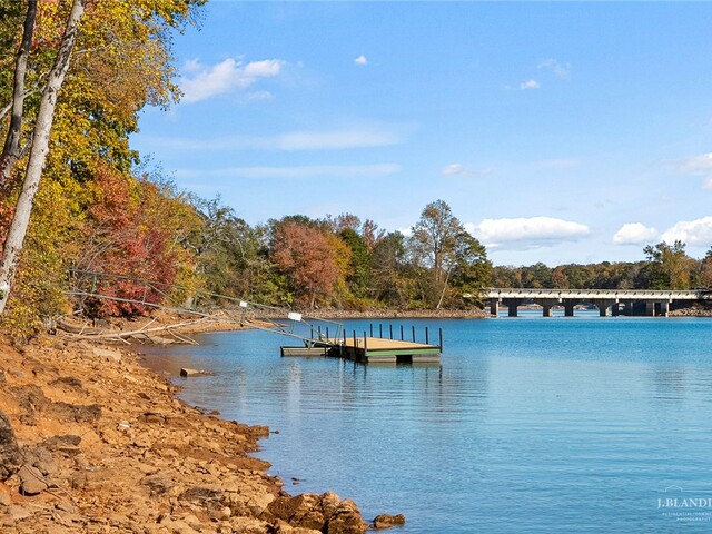 Photo of 605 Watermarke Lane