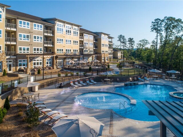 Photo of 13500 Clemson Boulevard