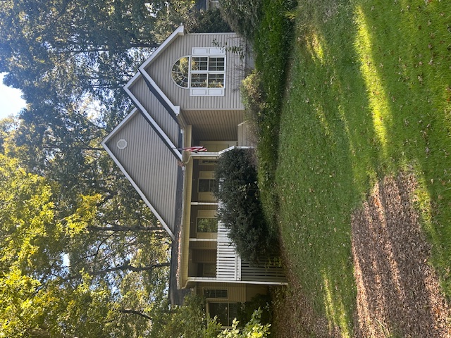 Photo of 905 N Crestview Drive