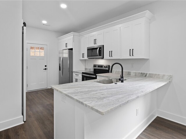 Photo of 400 Hickory Trail