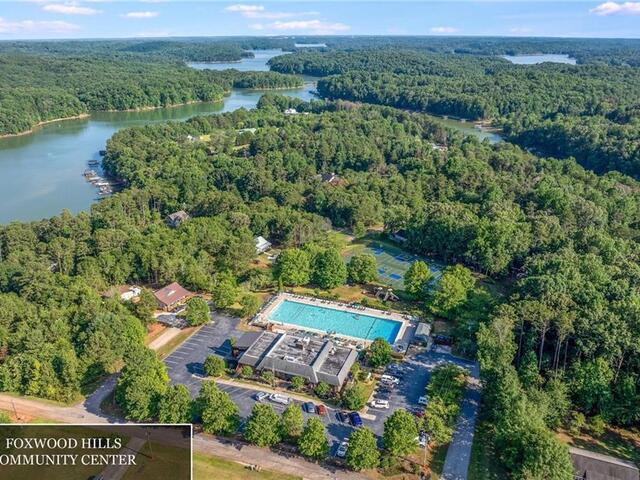 Photo of 400 Hickory Trail