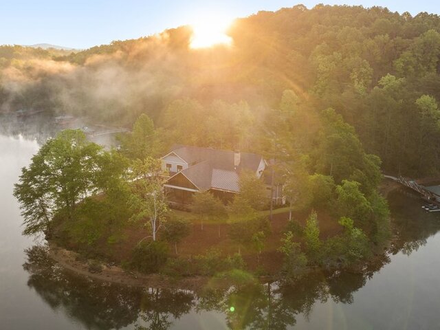 Photo of 146 Island Water Drive