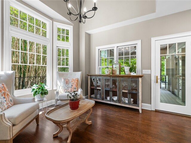 Photo of 400 S Point Boulevard