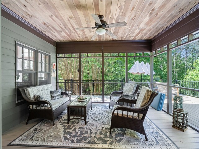 Photo of 400 S Point Boulevard