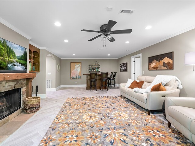 Photo of 400 S Point Boulevard